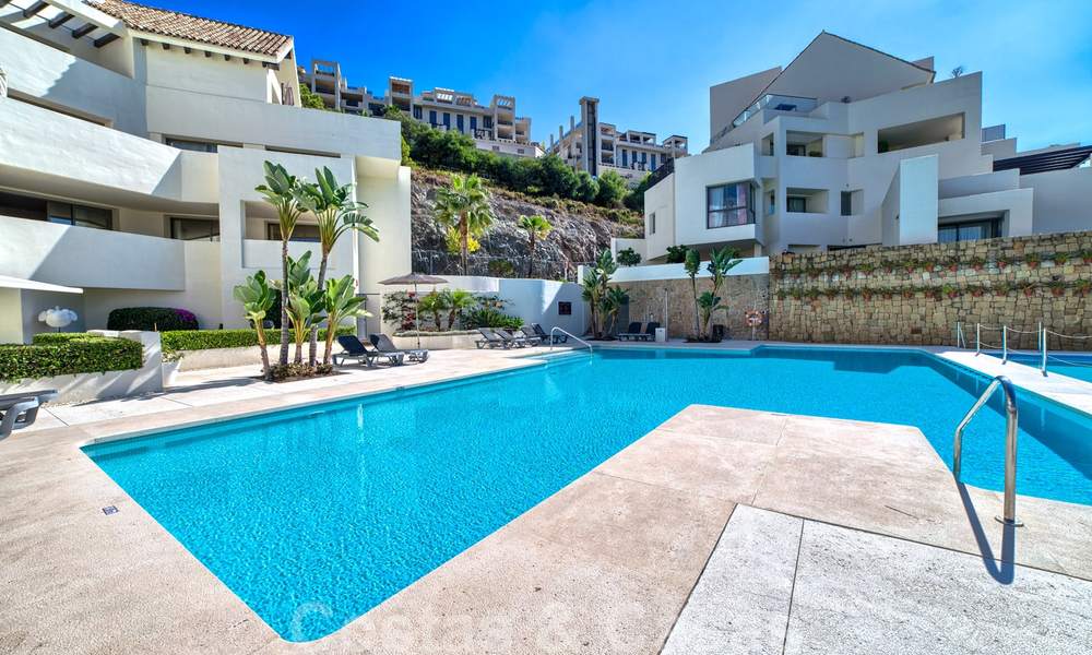 Modern luxury first line golf apartments with stunning golf and sea views for sale in Marbella – Benahavis 24062