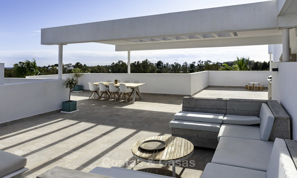 For sale in Atalaya Hills: Modern style apartments with golf and sea views in Benahavis - Marbella 24240