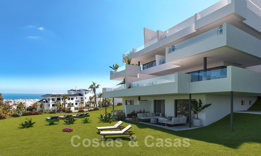 Elegant new modern apartments with panoramic mountain- and sea views for sale in the hills of Estepona 27721