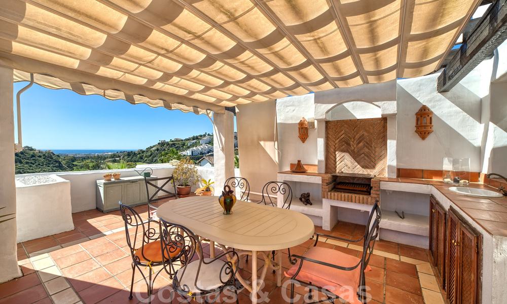 Stunning penthouse apartment in exclusive, gated frontline golf complex with panoramic views in La Quinta, Benahavis - Marbella 24440