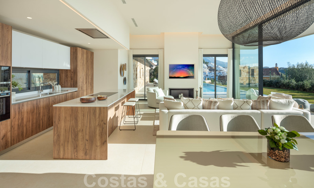 Contemporary modern newly built villas for sale in Nueva Andalucia, Marbella 24459