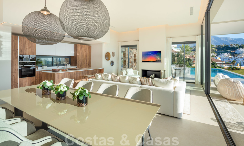 Contemporary modern newly built villas for sale in Nueva Andalucia, Marbella 24461