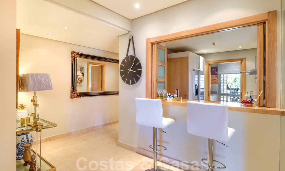 Luxury apartment for sale in prestigious complex on the Golden Mile in Marbella 24808