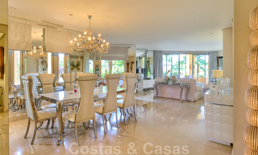 Luxury apartment for sale in prestigious complex on the Golden Mile in Marbella 24809