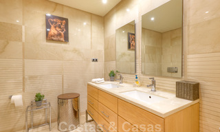 Luxury apartment for sale in prestigious complex on the Golden Mile in Marbella 24821 