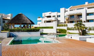 Alanda Los Flamingos Golf: Modern spacious luxury apartments with golf and sea views for sale in Marbella - Benahavis 24698 