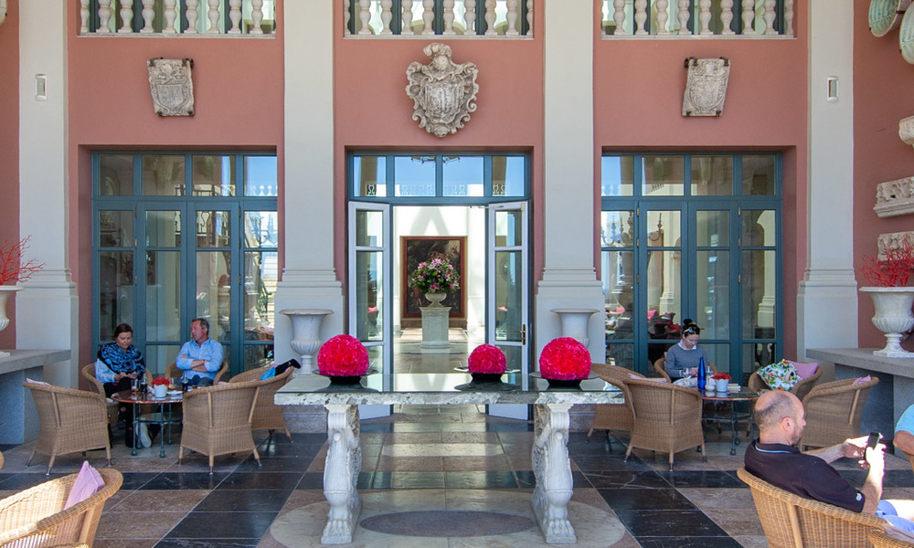 Alanda Los Flamingos Golf: Modern spacious luxury apartments with golf and sea views for sale in Marbella - Benahavis 24709
