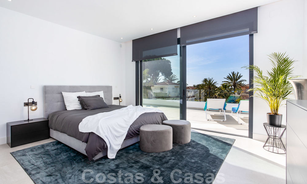 SOLD. Beautiful modern villa near the beach, move in ready, Marbella East. Price reduction. 24777