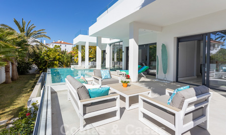 SOLD. Beautiful modern villa near the beach, move in ready, Marbella East. Price reduction. 24798