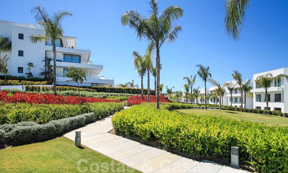 New ready to move in modern design apartment for sale, on the golf course between Marbella and Estepona 24855