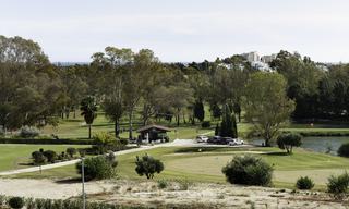 Modern penthouse apartment for sale overlooking the golf course and the Mediterranean Sea in Benahavis - Marbella 24881 
