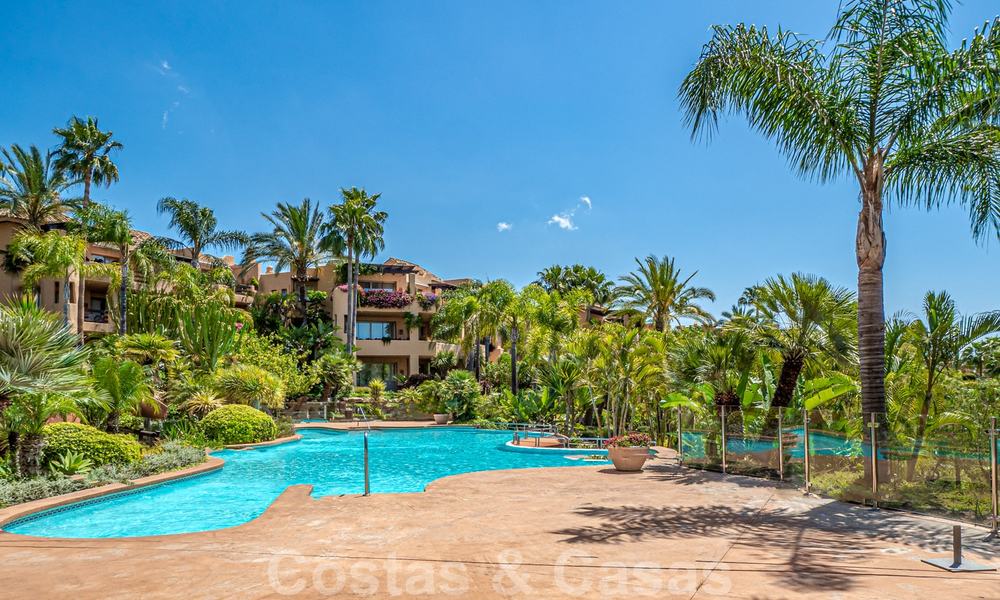 Luxury apartment for sale in prestigious complex on the Golden Mile in Marbella 25211