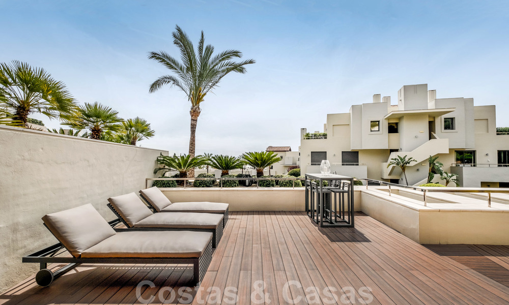 Exclusive modern apartment for sale with a contemporary luxury interior in Sierra Blanca, Golden Mile, Marbella 24980