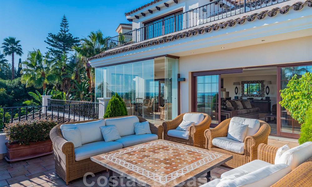 Large luxury villa for sale with stunning panoramic views over the golf valley, the mountains and the Mediterranean Sea in Nueva Andalucia, Marbella 25014