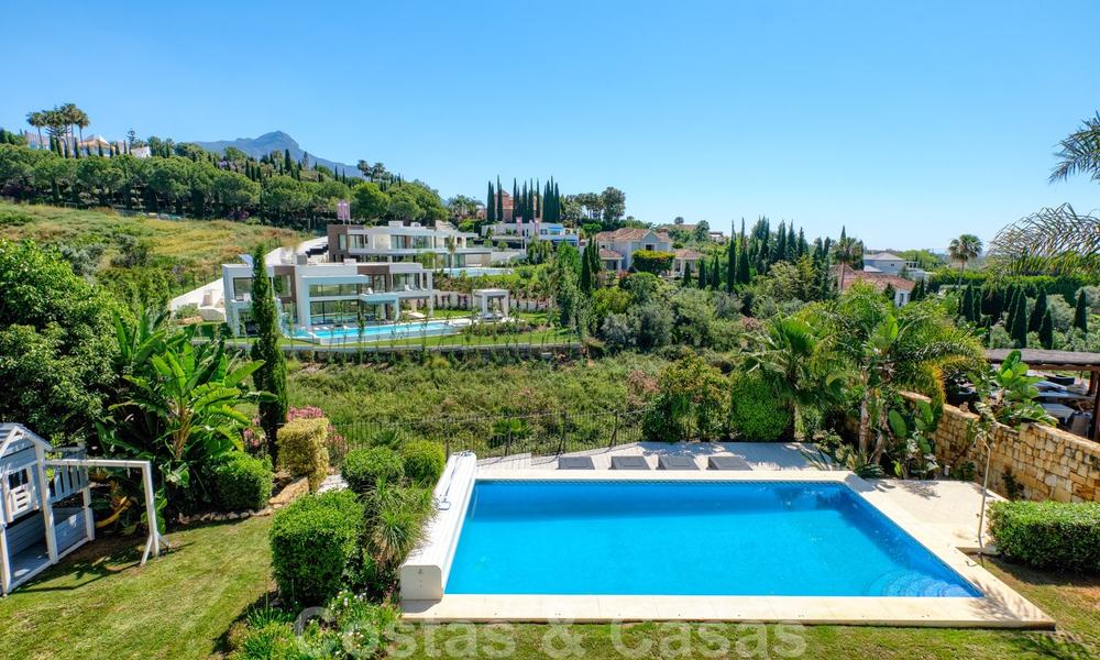 Detached villa in classic style for sale in coveted Nueva Andalucia, Marbella 25087