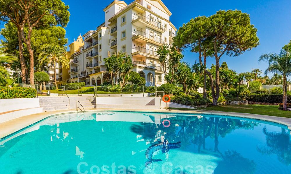 Beautiful renovated penthouse apartment for sale, in a second line beach complex in Puerto Banus, Marbella. Significant price reduction! 25428