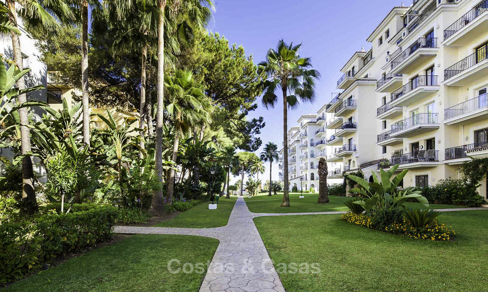 Beautiful renovated penthouse apartment for sale, in a second line beach complex in Puerto Banus, Marbella. Significant price reduction! 25431