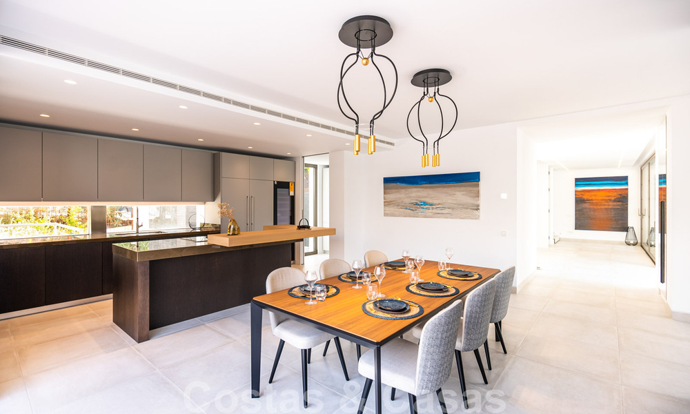 Ready to move in, ultra-modern luxury villa for sale with sea views in Marbella - Benahavis 35667