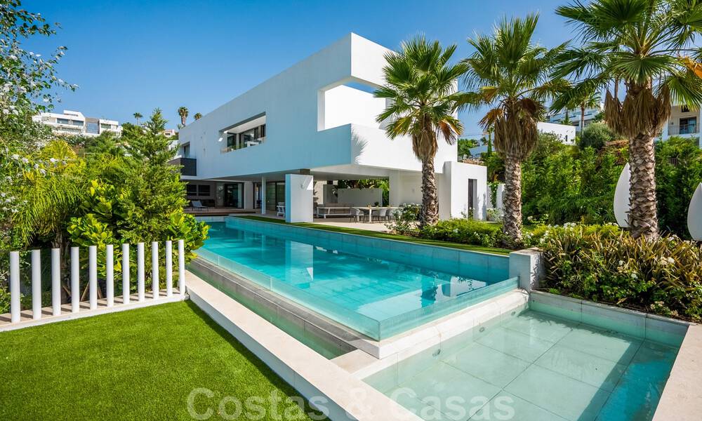 Brand new ultra-modern luxury villa for sale with sea views in Marbella - Benahavis 35676