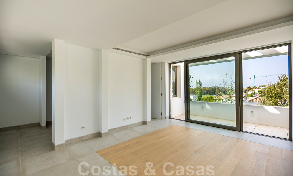 Brand new ultra-modern luxury villa for sale with sea views in Marbella - Benahavis 35688
