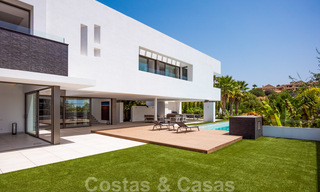 Brand new ultra-modern luxury villa for sale with sea views in Marbella - Benahavis 35697 