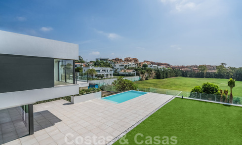 Ready to move in new modern luxury villa for sale, located directly on the golf course in Marbella - Benahavis 33927