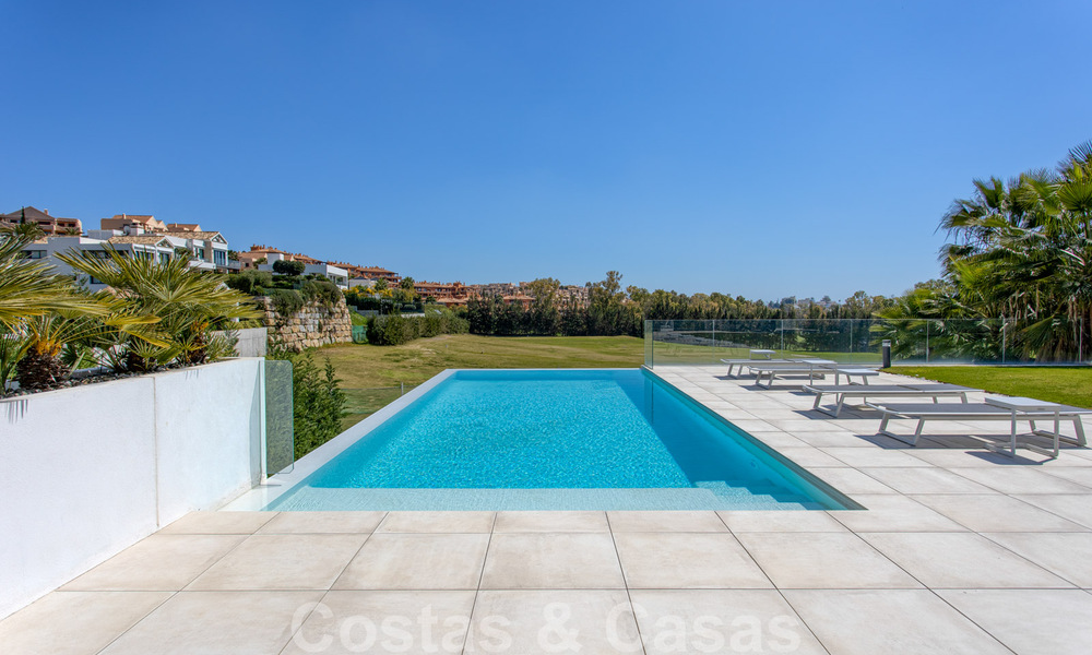 Ready to move in new modern luxury villa for sale, located directly on the golf course in Marbella - Benahavis 35395