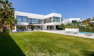 Ready to move in new modern luxury villa for sale, located directly on the golf course in Marbella - Benahavis 35398 