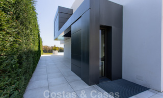 Ready to move in new modern luxury villa for sale, located directly on the golf course in Marbella - Benahavis 35406 