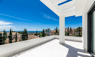 Modern villa with sea view for sale in Los Flamingos Golf in Marbella - Benahavis. Reduced in price. 26002 