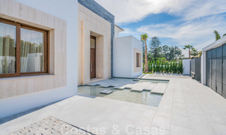 Move in ready, modern beachside villa for sale in the prestigious Guadalmina Baja in Marbella 26088 