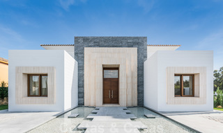 Move in ready, modern beachside villa for sale in the prestigious Guadalmina Baja in Marbella 26090 
