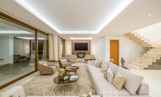Move in ready, modern beachside villa for sale in the prestigious Guadalmina Baja in Marbella 26094 