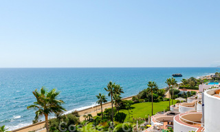 Penthouse apartment for sale, first line beach with panoramic sea view in Estepona 26175 