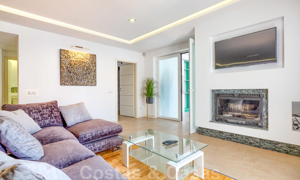 Completely renovated modern luxury apartment for sale in the marina of Puerto Banus, Marbella 26240