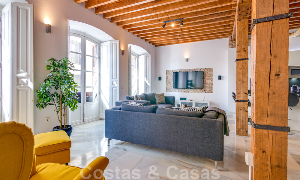 Exceptional offer: beautiful contemporary renovated apartment for sale in the historic centre of Malaga 26263