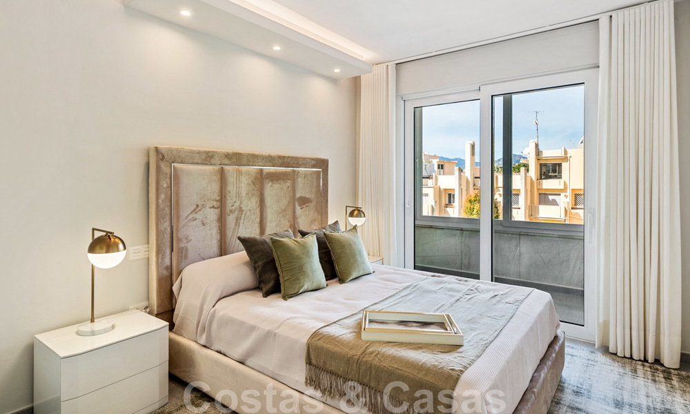 Renovated luxury apartment for sale, first line golf Las Brisas in Nueva Andalucia, Marbella 26553