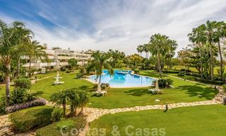 Renovated luxury apartment for sale, first line golf Las Brisas in Nueva Andalucia, Marbella 26568 