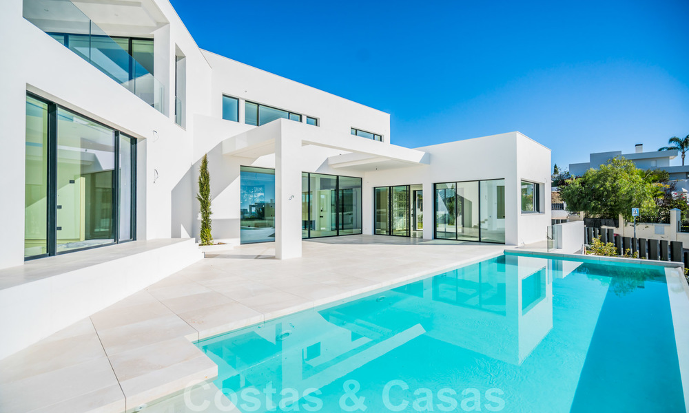 Brand new modern luxury villa for sale in Nueva Andalucia, Marbella 26426