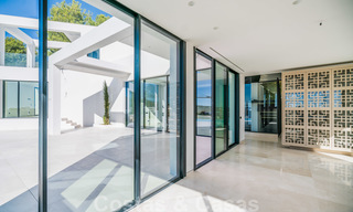 Brand new modern luxury villa for sale in Nueva Andalucia, Marbella 26428 