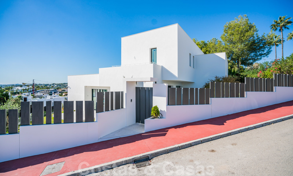 Brand new modern luxury villa for sale in Nueva Andalucia, Marbella 26448
