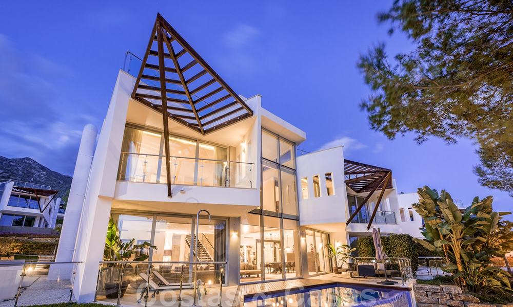 Modern semi-detached villa for sale in the exclusive Sierra Blanca, Marbella. The cheapest in the complex. 26482