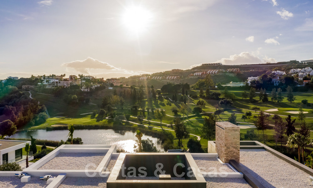 Modern new luxury villa with stunning golf views for sale in Benahavis - Marbella 26602