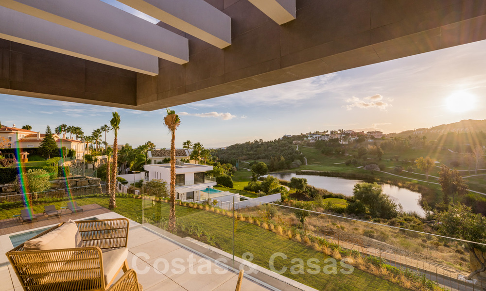 Modern new luxury villa with stunning golf views for sale in Benahavis - Marbella 26605