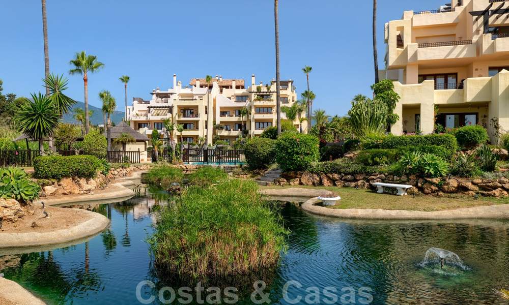Luxury apartment for sale with open garden and sea views in a first line beach complex, on the New Golden Mile between Marbella and Estepona 26844