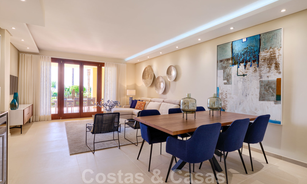 Luxury apartment for sale with open garden and sea views in a first line beach complex, on the New Golden Mile between Marbella and Estepona 26855