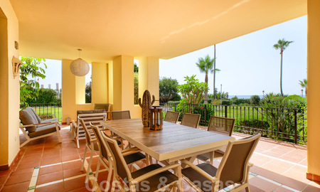 Luxury apartment for sale with open garden and sea views in a first line beach complex, on the New Golden Mile between Marbella and Estepona 26870