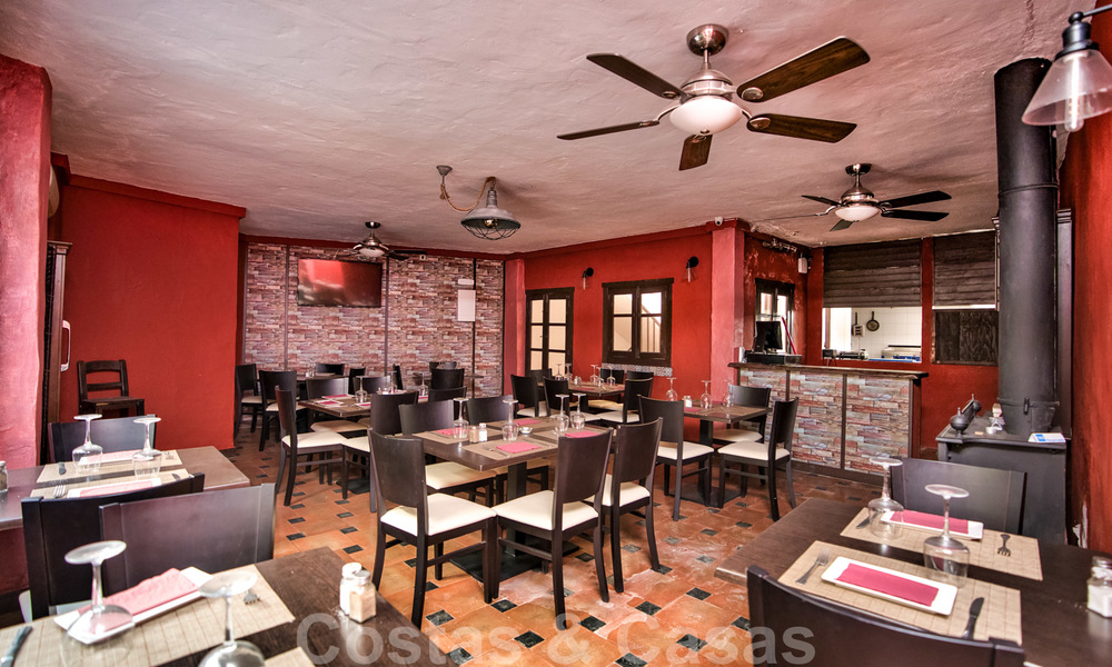 Bar - Restaurant for sale in the historical centre of Marbella. Open to offers! 27072