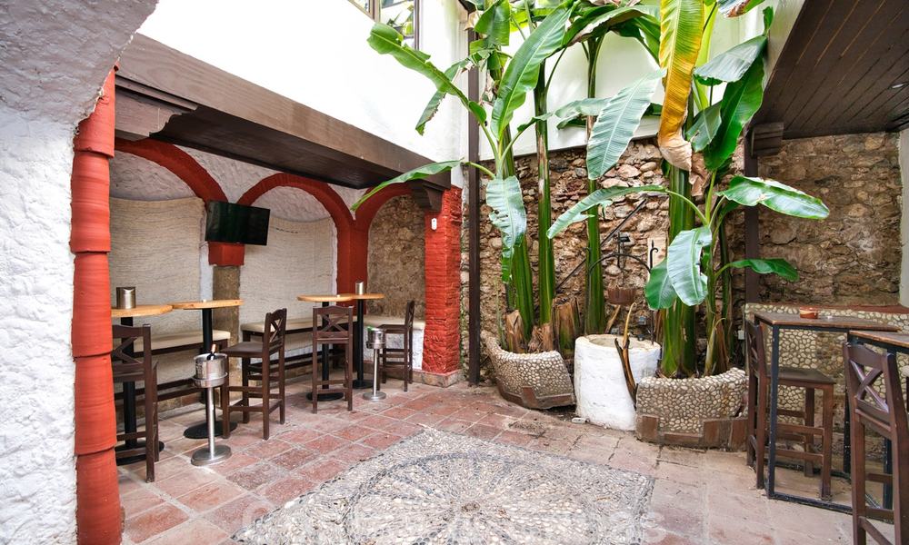 Bar - Restaurant for sale in the historical centre of Marbella. Open to offers! 27090