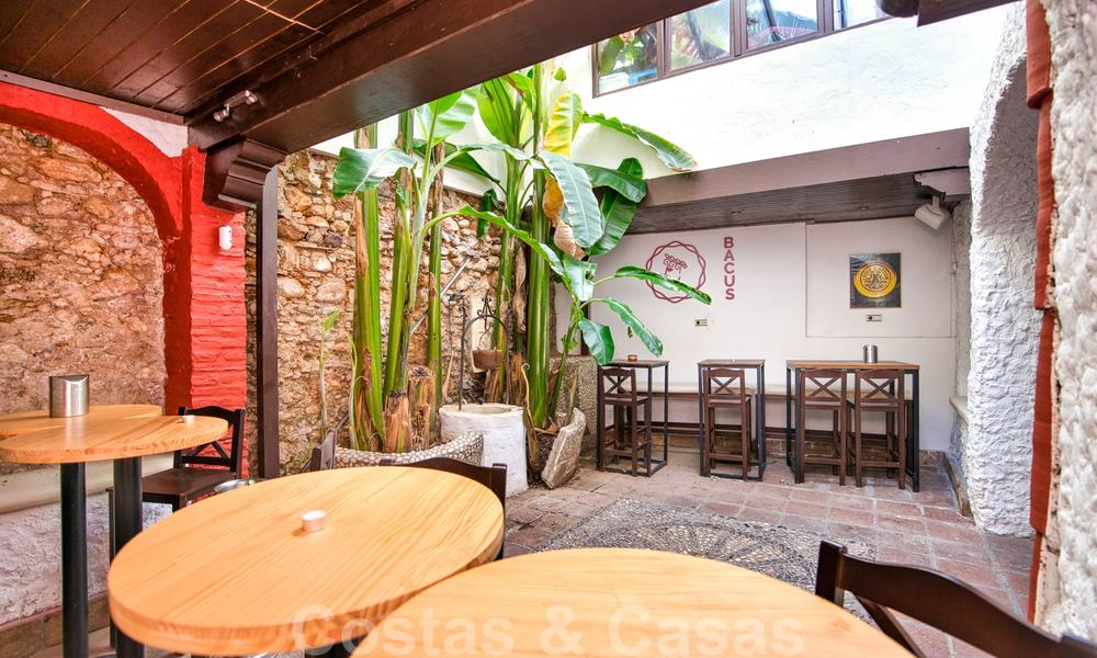 Bar - Restaurant for sale in the historical centre of Marbella. Open to offers! 27094